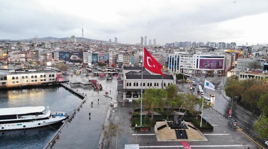 Sokak kısıtlaması sonrası İstanbul'da bu sabah
