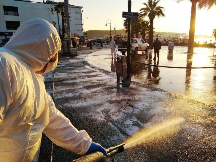 Ayvalık’ta itfaiyesinden Covid-19 temizliği G2