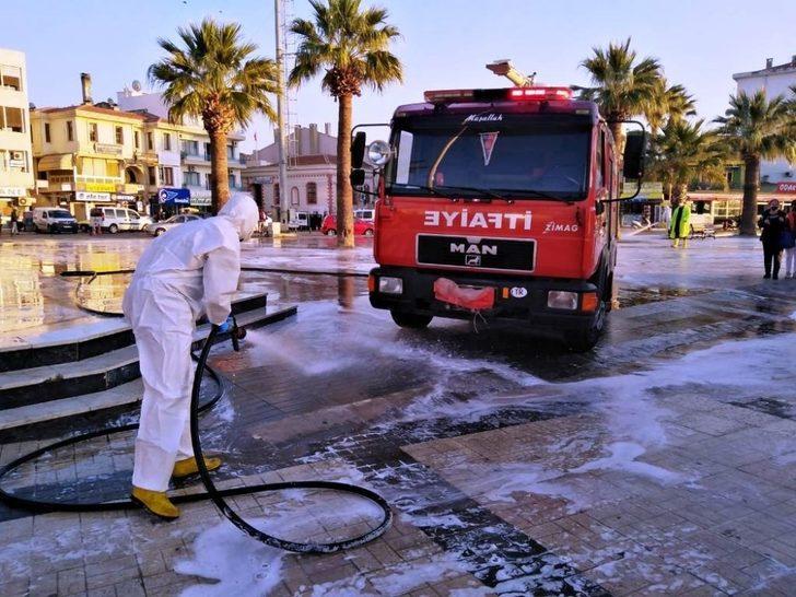 Ayvalık’ta itfaiyesinden Covid-19 temizliği G5