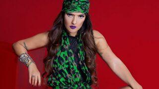 Demet Akalın açtı ağzını yumdu gözünü