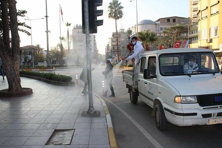 Nazilli sokakları dezenfekte ediliyor G3
