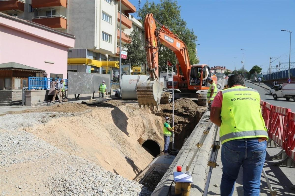 ASKİ&rsquo;den Mamak altyapısına neşter