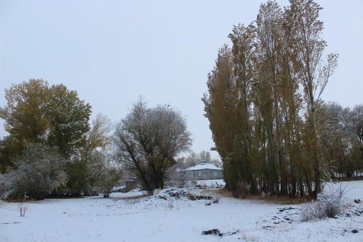 Ağrı’da etkili olan kar kartpostallık görüntülere sahne oldu G2