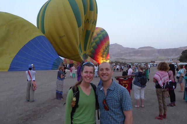 Dan and Esther in front of hot air balloons