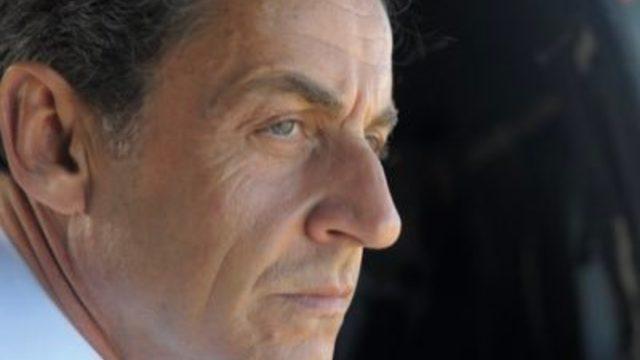 Fransa eski cumhurbaşkanı Sarkozy yolsuzluktan hakim karşısında