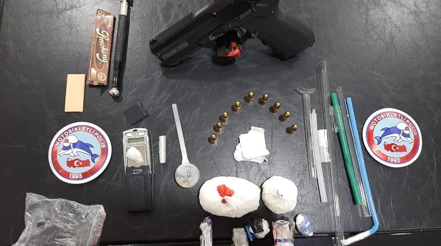 Başkent&rsquo;te zehir tacirlerine darbe