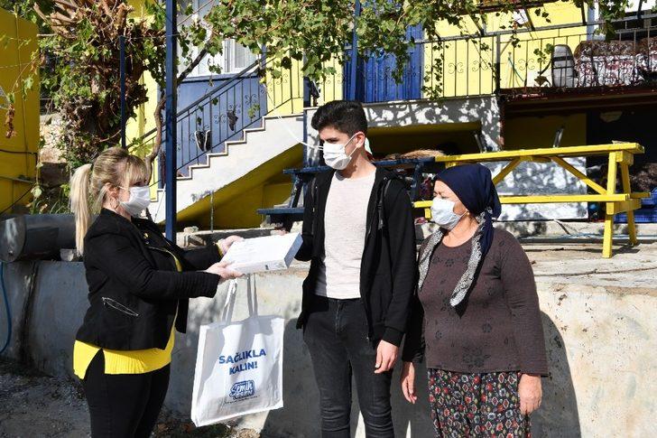 Konyaaltı’nda öğrencilere tablet desteği G3