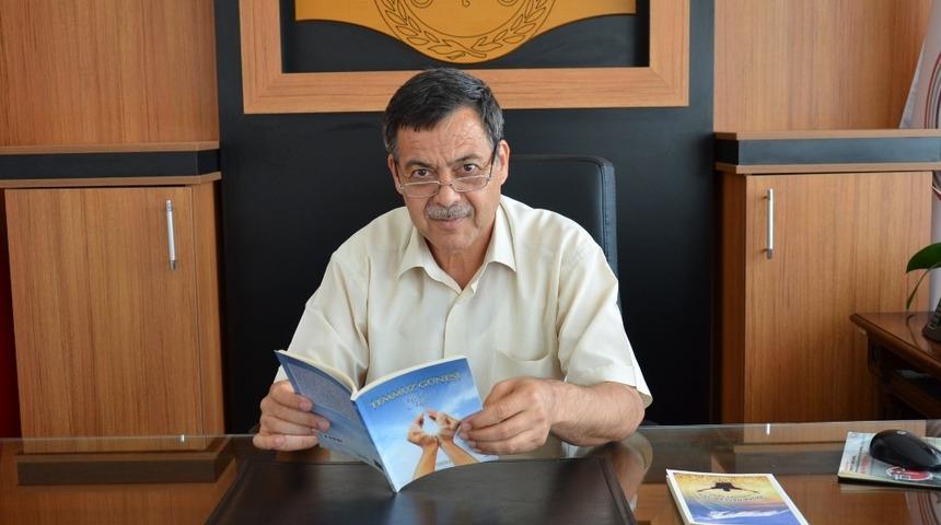 Şair Mehmet Aksu; “Edebiyat Yolu” Huzura açılan bütün kapılara uğramalı”