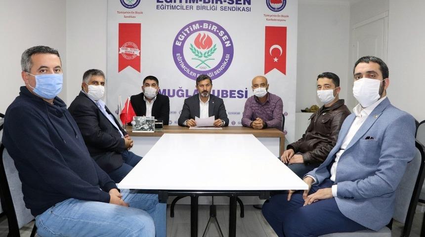 U&ccedil;ak: &ldquo;&Ouml;ğretmenlik kadim mesleklerden birisidir&rdquo;