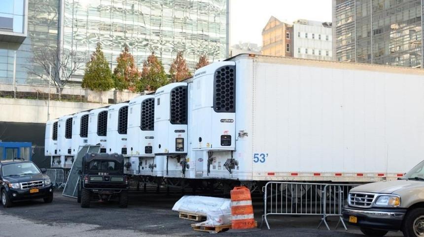 New York’ta koronadan ölenlerin cesetleri bir yıldır kamyonda bekliyor