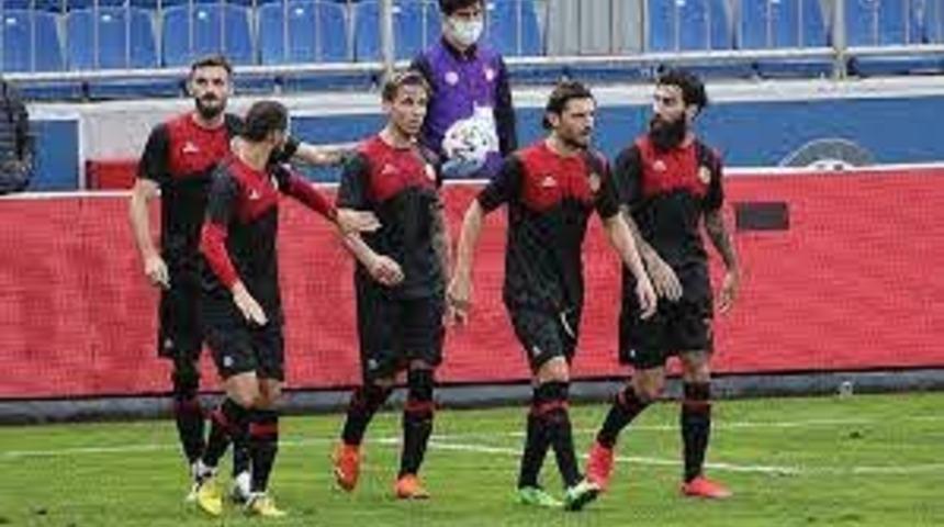 Fatih Karagümrük, 11 aydır evinde kaybetmiyor