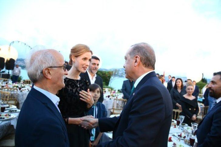 Erdoğan'ın iftar yemeğine ünlüler akın etti G1