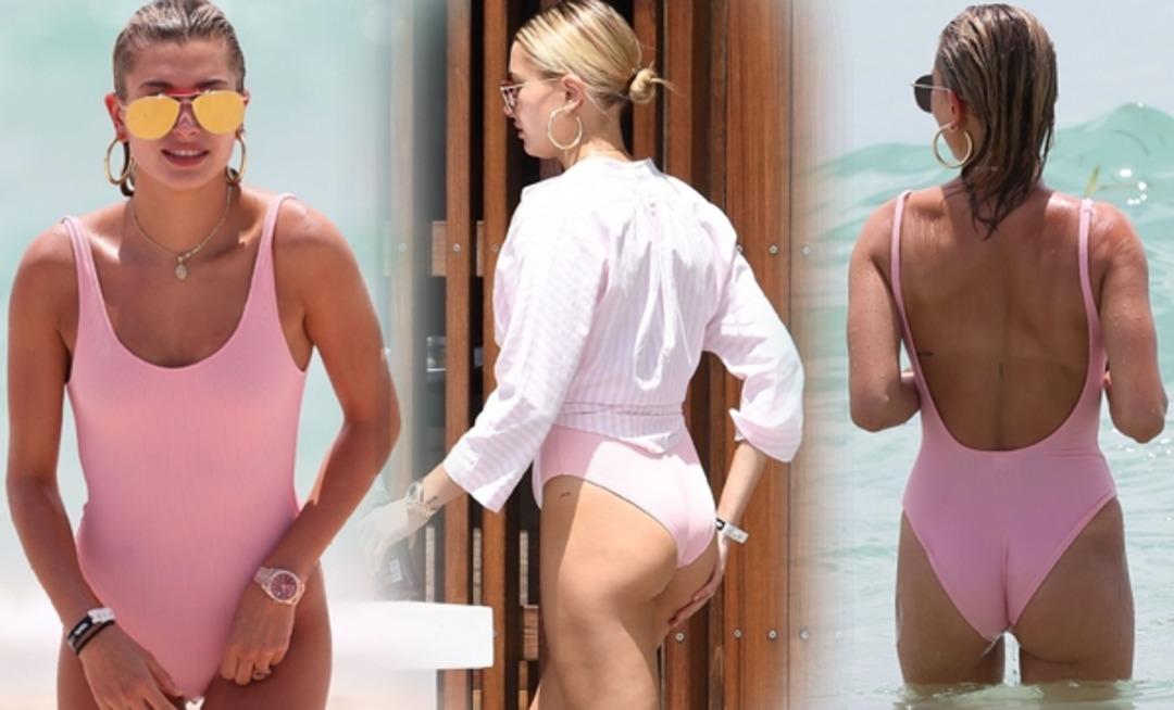 Hailey Baldwin b&uuml;y&uuml;ledi