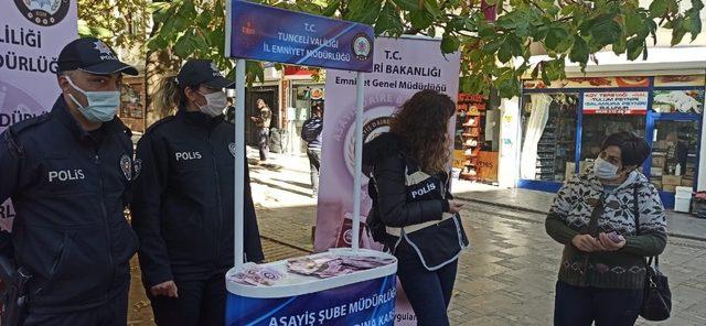 Tunceli polisi, şiddetin önlenmesine yönelik vatandaşları bilgilendirdi