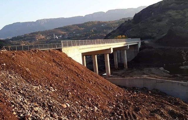 Selde hasar gören köprünün yerine yenisi yapıldı