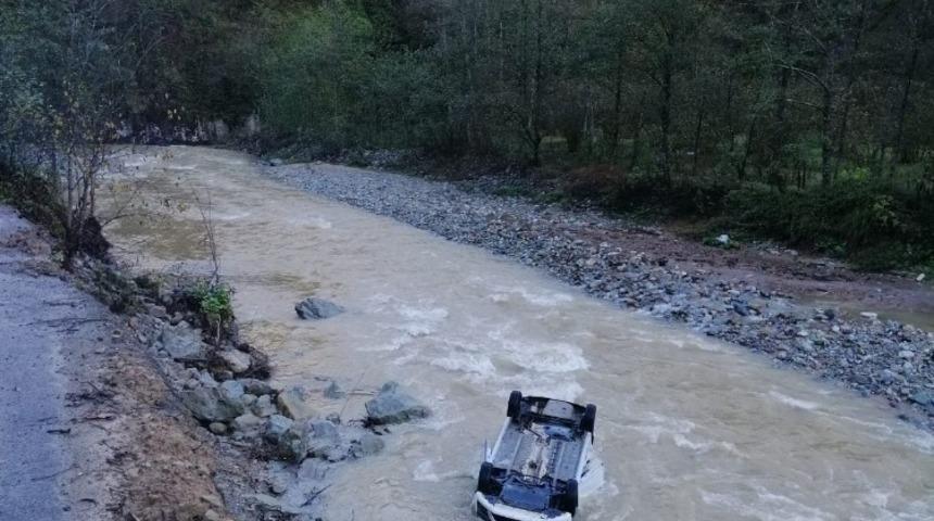 Giresun&rsquo;da ara&ccedil; dereye u&ccedil;tu: 1 kayıp