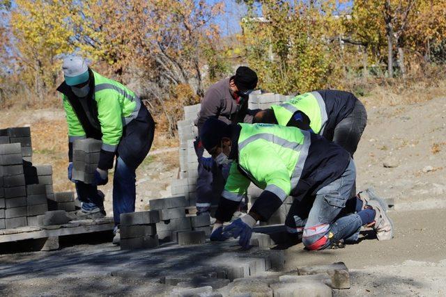 Erzincan’da yol bakım ve onarım çalışmaları