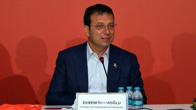 Salıcı, İstanbul Büyükşehir Belediye Başkanı Ekrem İmamoğlu hakkında soruşturma başlatılmasını AKP'nin engelleme girişimlerinden biri olarak gösteriyor.