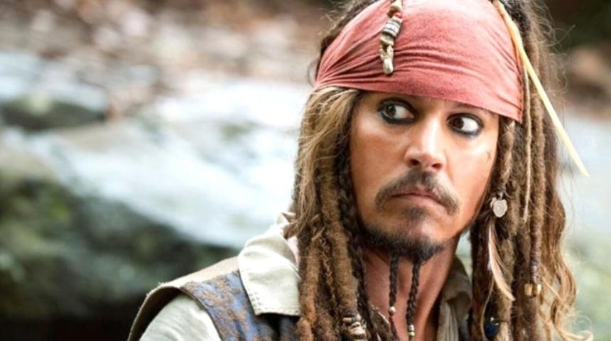 Johnny Depp'in en unutulmaz 6 filmi! Tekrar tekrar izlenmeyi hak ediyorlar