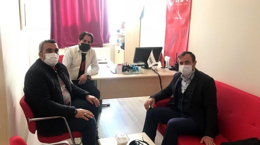 Okumuş&rsquo;tan İHA&rsquo;ya ziyaret