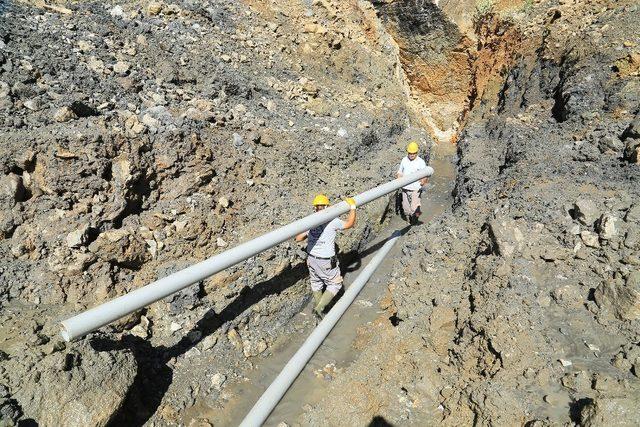 Büyükşehir DESKİ’den Hisar Mahallesine saniyede 15 litre debiye sahip içme suyu