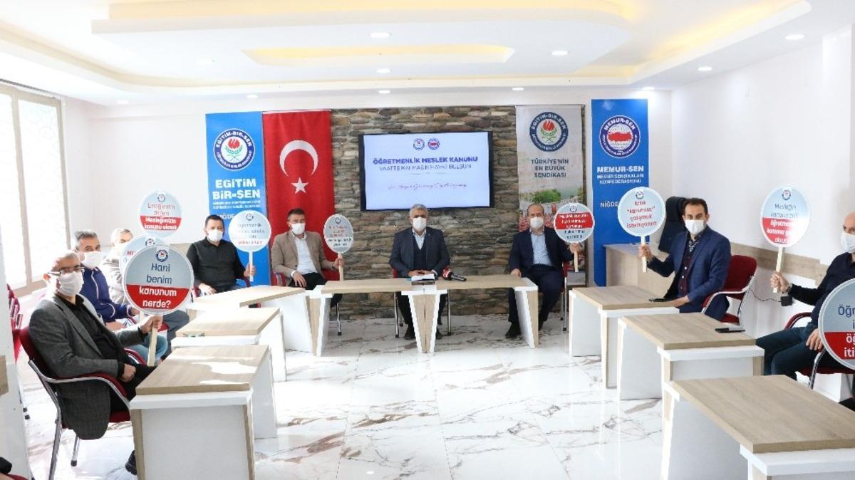 Eğitim-Bir-Sen&rsquo;den &Ouml;ğretmenlik Meslek Kanunu talebi