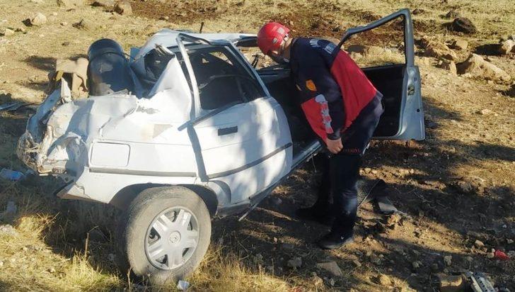 Şanlıurfa’da otomobil takla attı: 2 yaralı G3