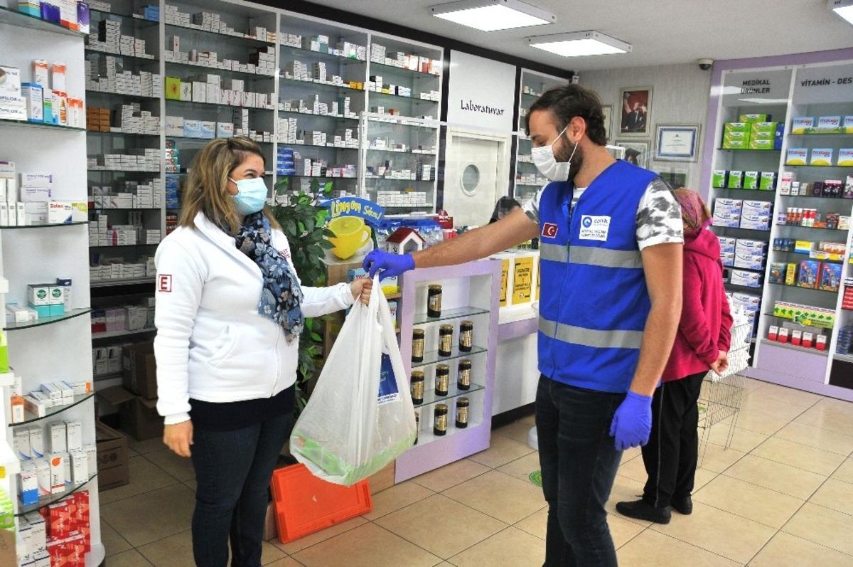 Başkan Sandık&ccedil;ı: &ldquo;Son vaka g&ouml;r&uuml;lene kadar yanlarındayız&rdquo;