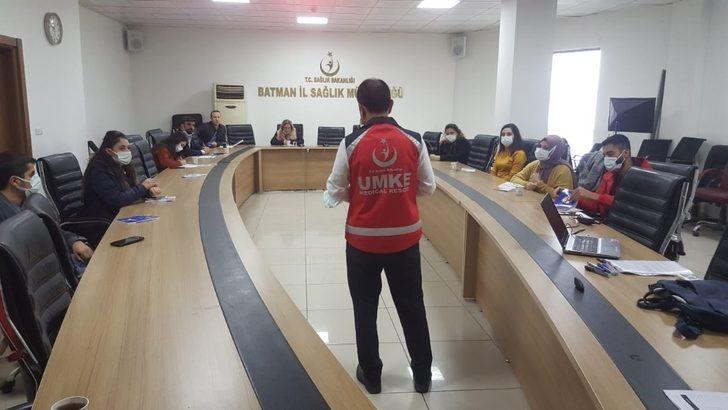 Batman’da sağlık çalışanlarına acil durum eğitimi verildi G1