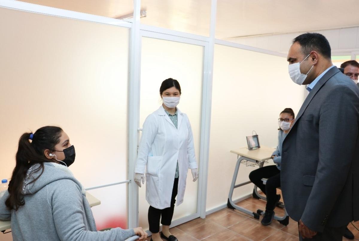 Toroslar&rsquo;da &rsquo;EBA destek noktaları&rsquo; kuruldu