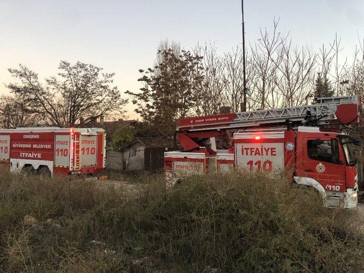 Metruk binada çıkan yangın korkuttu G3