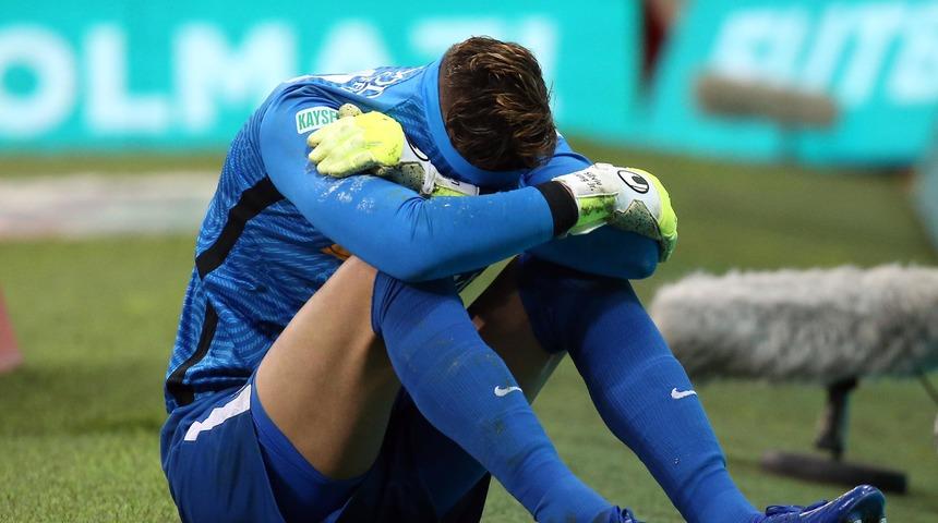 Kayserispor'da Lung, Galatasaray maçında gözyaşlarını tutamadı!