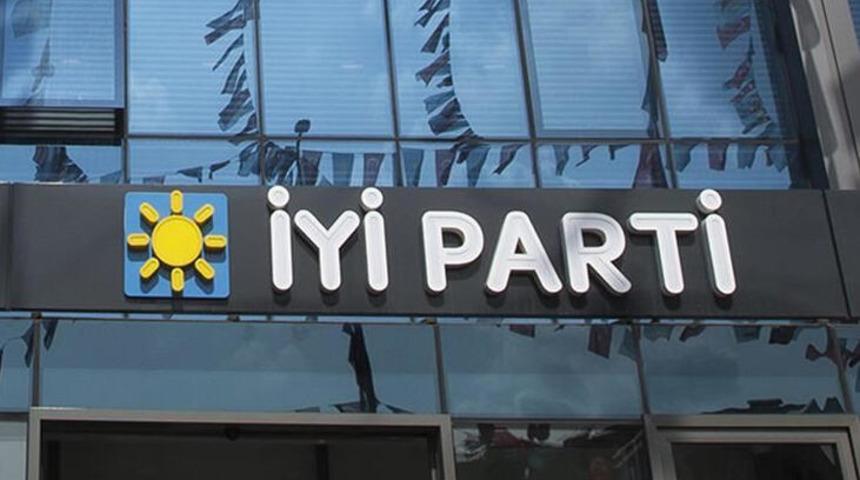 İYİ Parti'de 10 y&ouml;netici istifa etti