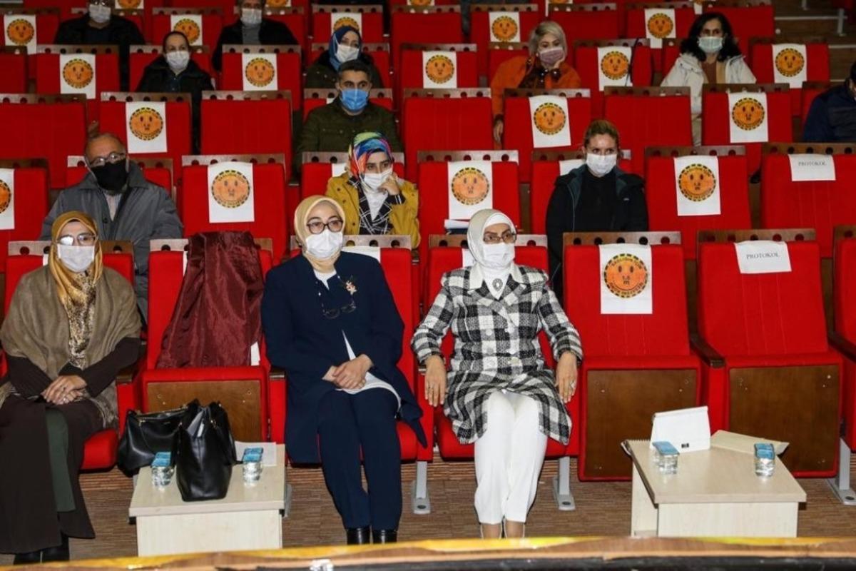 Van&rsquo;da kadına y&ouml;nelik şiddetle m&uuml;cadele semineri d&uuml;zenlendi