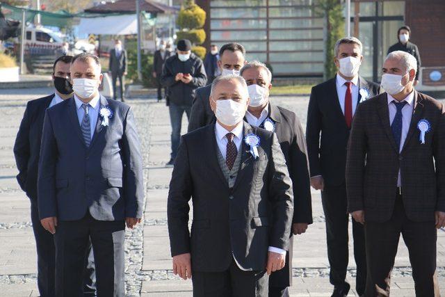 Elazığ’da Öğretmenler Günü Töreni