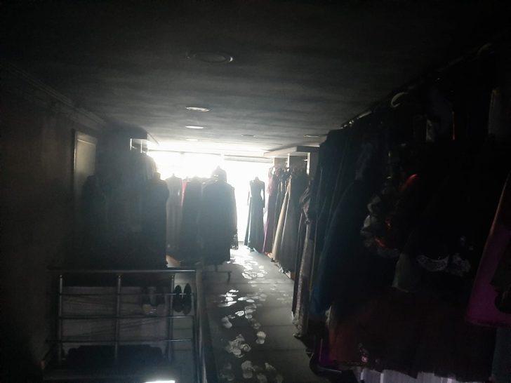 Türkeli’de bir dükkan yandı G2