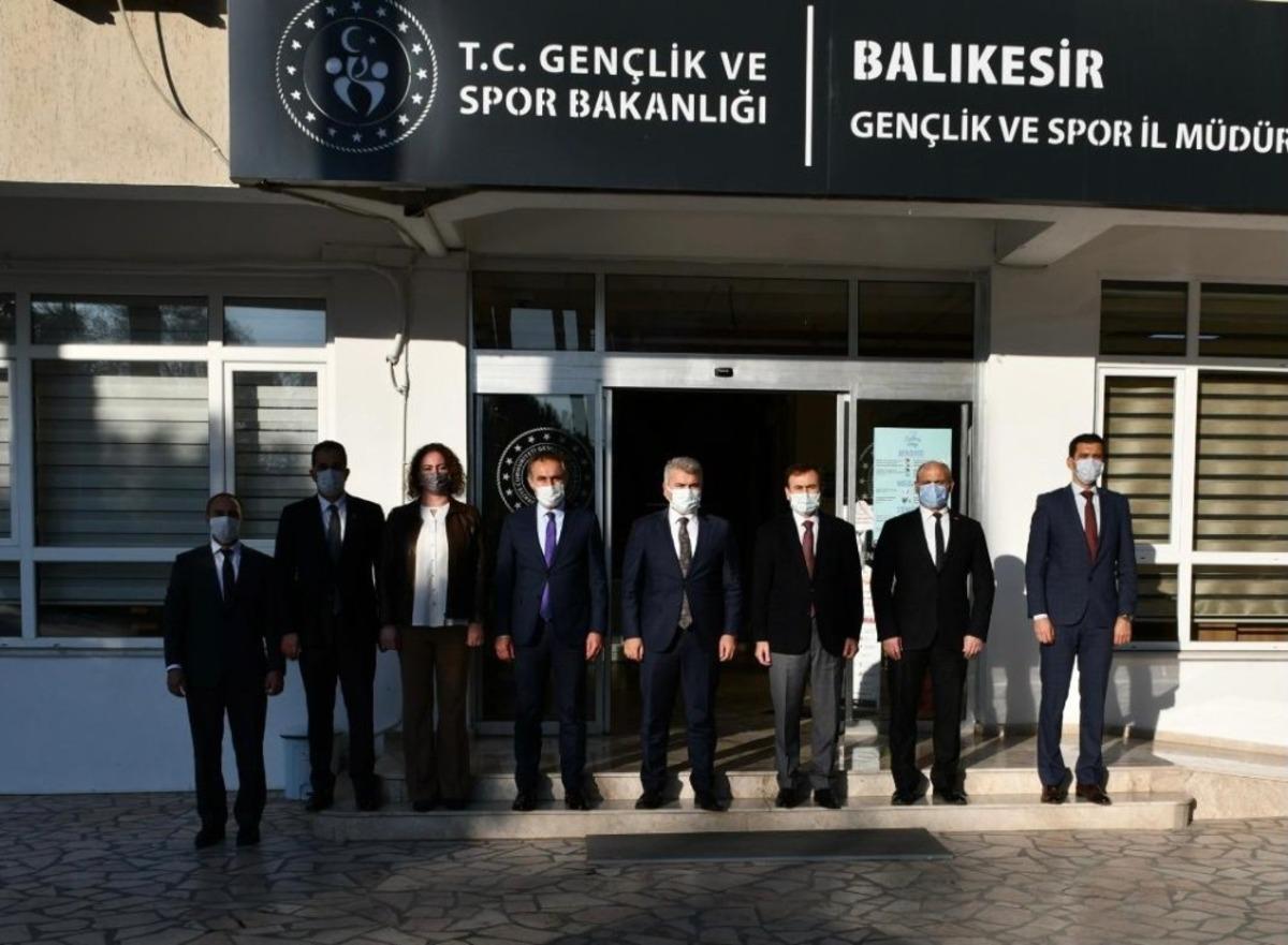 Milletvekili Dr. Canbey; "Projelerin takip&ccedil;isi olacağım"