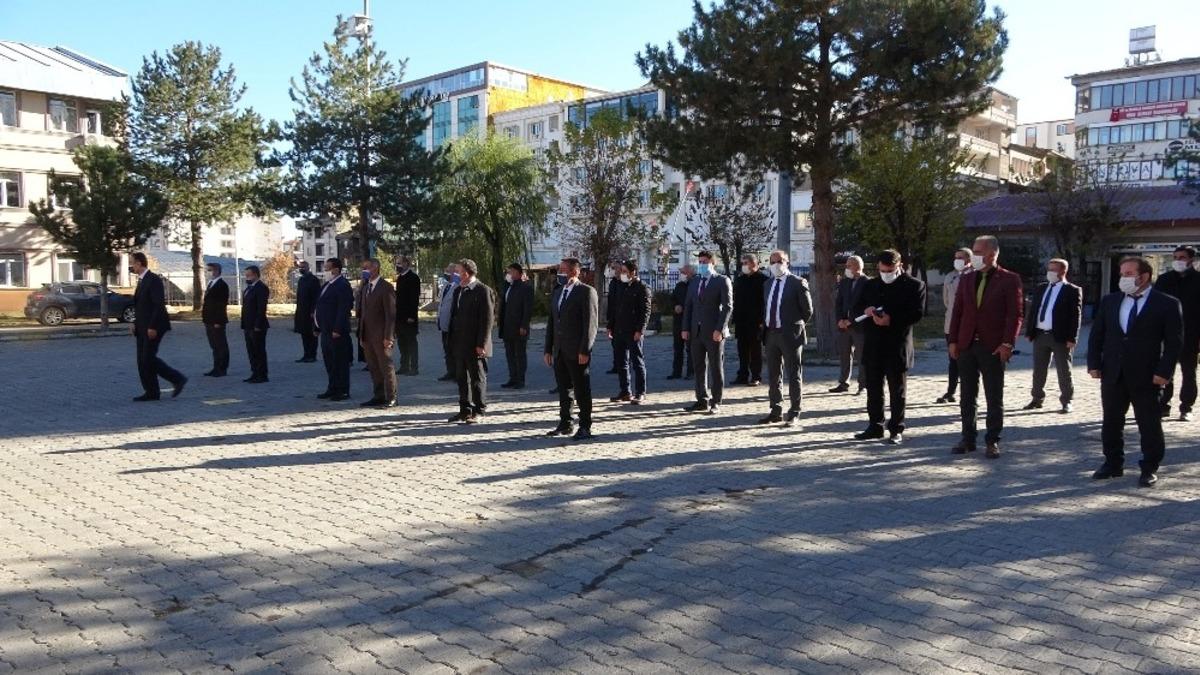 Muş&rsquo;ta 24 Kasım &Ouml;ğretmenler G&uuml;n&uuml;