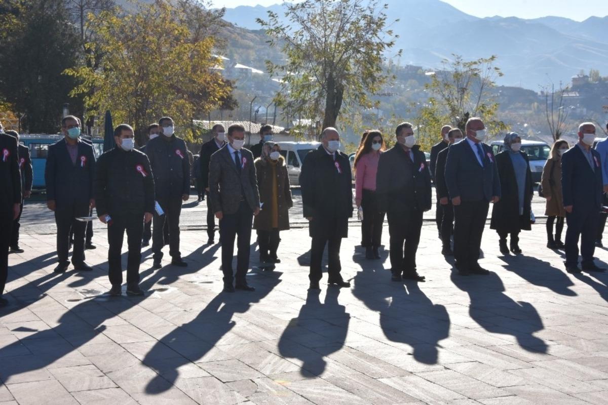 Bitlis&rsquo;te 24 Kasım &Ouml;ğretmenler G&uuml;n&uuml;