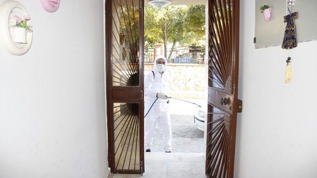 Nazilli Belediyesi dezenfekte işlemlerine devam ediyor