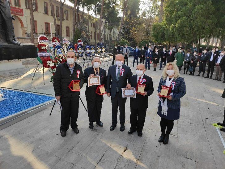 Denizli’de 24 Kasım Öğretmenler Günü törenle kutlandı G3