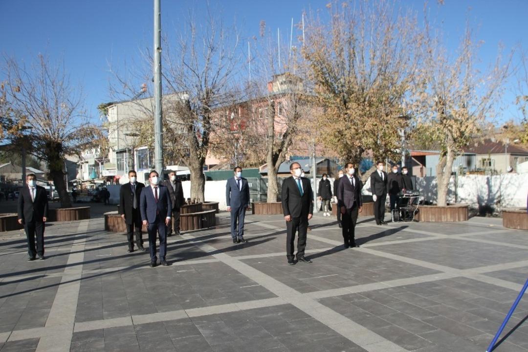 Malazgirt&rsquo;te 24 Kasım &Ouml;ğretmenler G&uuml;n&uuml;