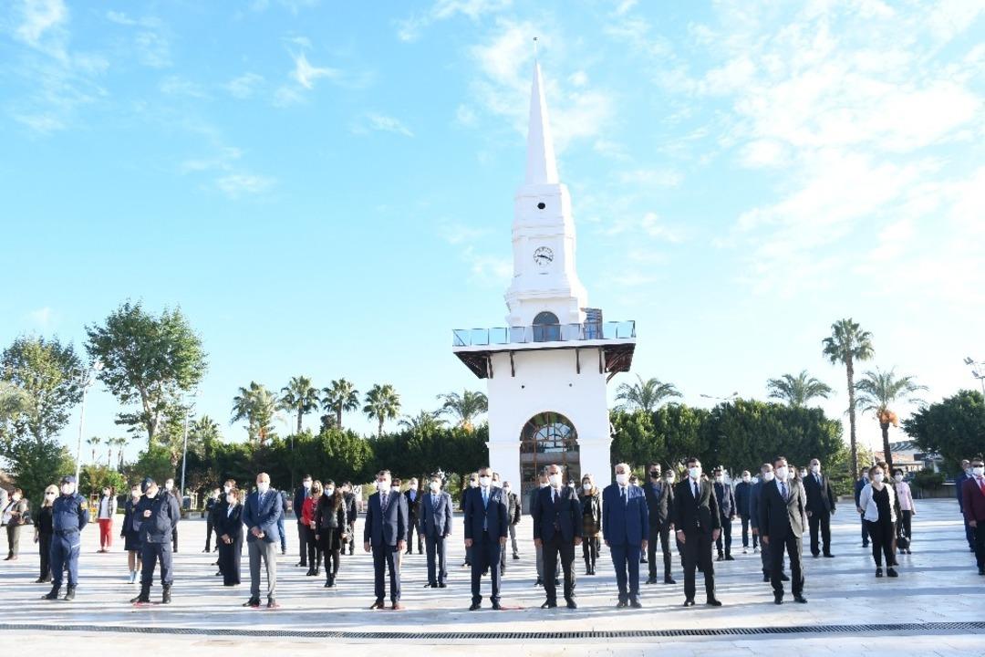 Kemer&rsquo;de &Ouml;ğretmenler G&uuml;n&uuml; t&ouml;reni