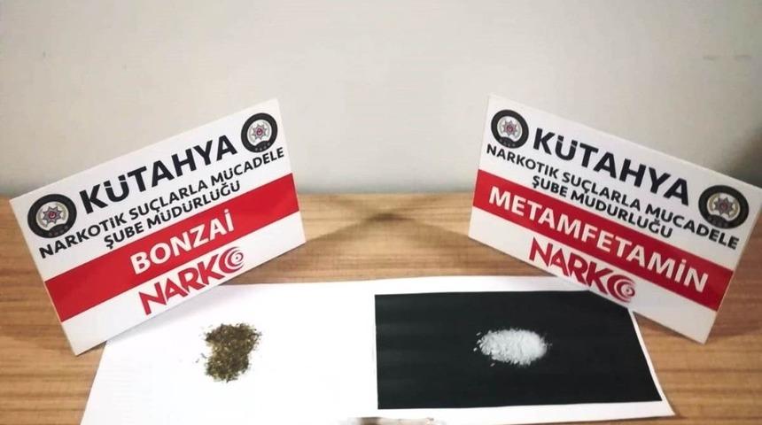 K&uuml;tahya&rsquo;da metamfetamin ve bonzai maddesi ele ge&ccedil;irildi