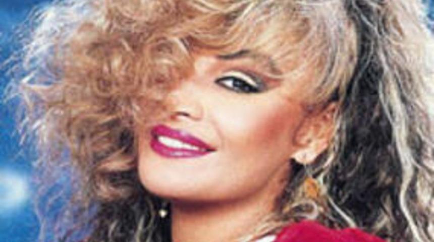 Bergen'e rakip olacak kadar acı çekenlerin cool gözükmesini sağlayacak 10 hareket!