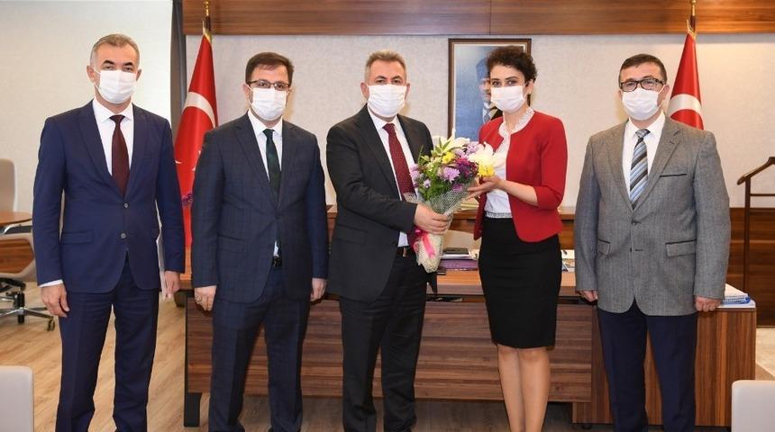 Vali Elban: "Öğretmenler her türlü takdiri hak ediyor"