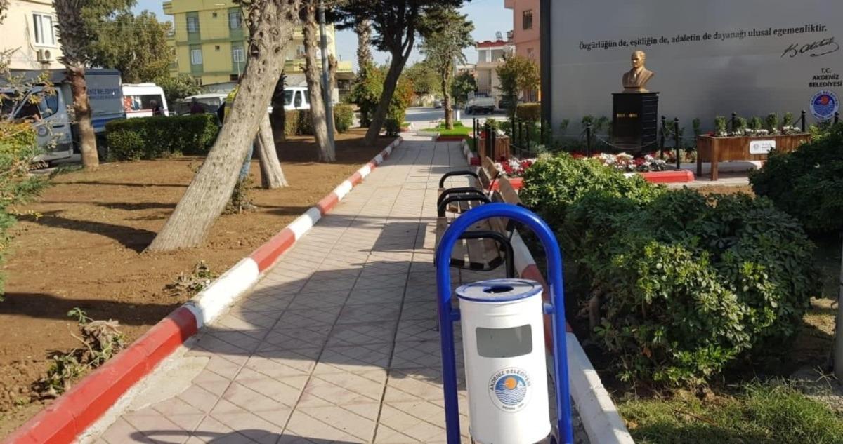 Akdeniz&rsquo;in park ve yeşil alanları yenileniyor