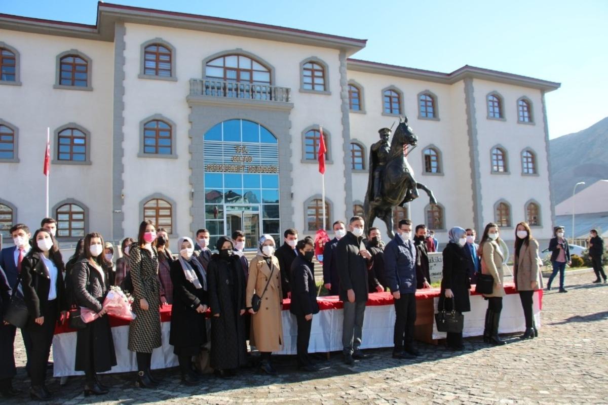 Oltu&rsquo;da 24 Kasım &Ouml;ğretmenler G&uuml;n&uuml; etkinliği