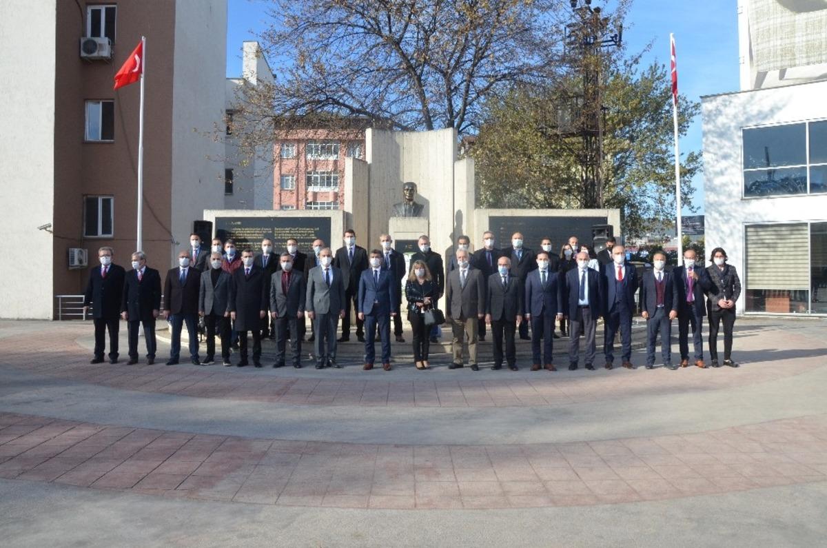 Fatsa&rsquo;da 24 Kasım &Ouml;ğretmenler G&uuml;n&uuml; kutlandı