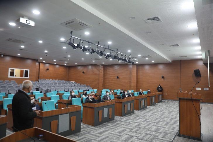 Burdur Valisi Arslantaş, jeotermal etüt çalışmasıyla ilgili brifing aldı G2